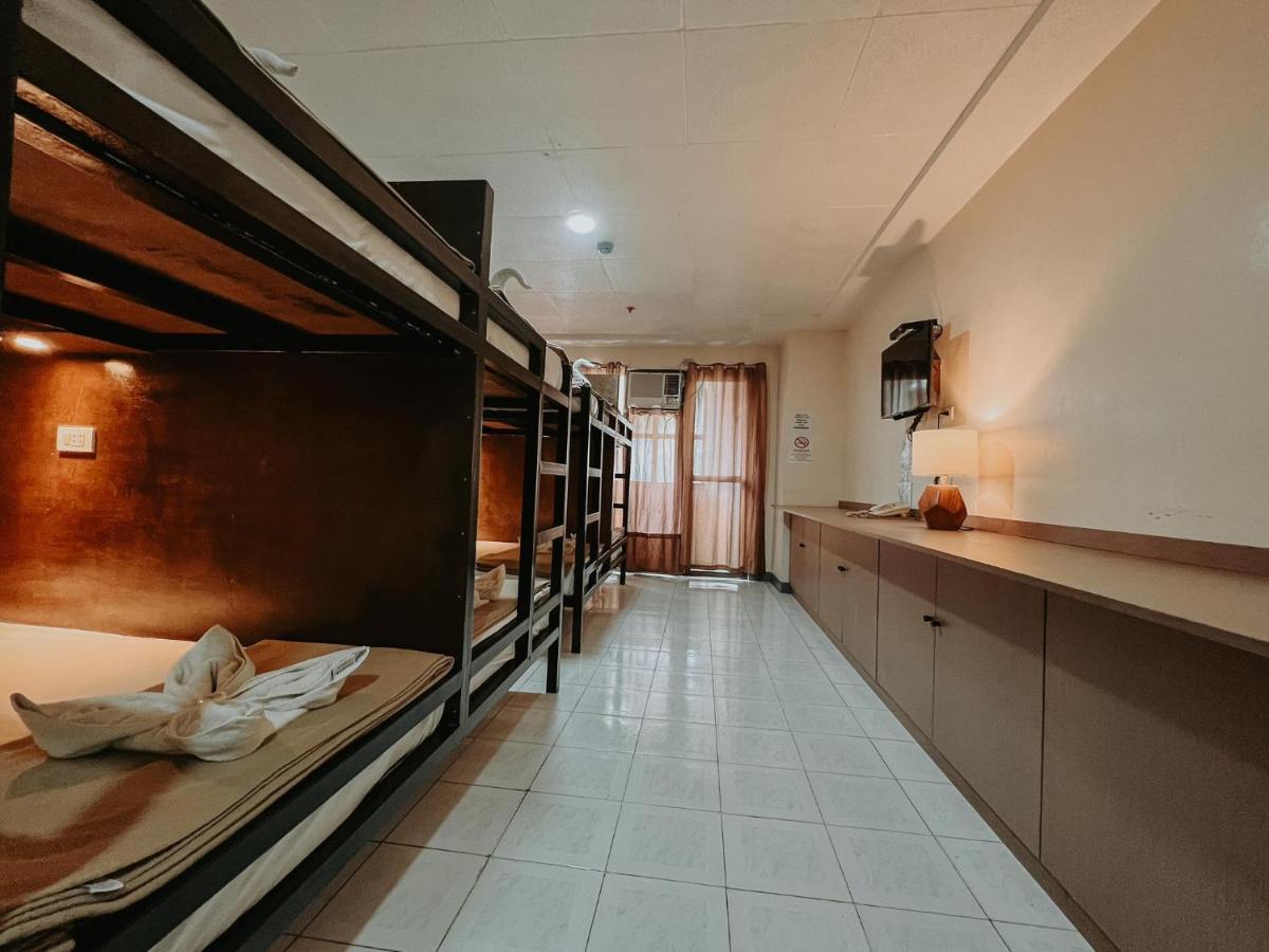 Fuente Hotel De Cebu Exteriör bild